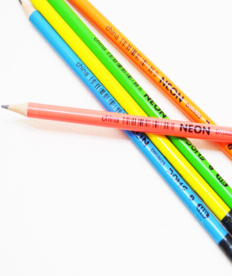 قلم رصاص دومز نون